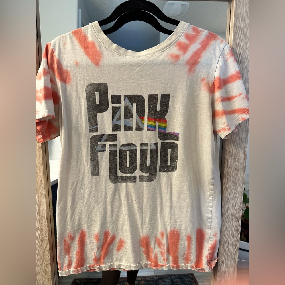 Vintage Distressed Pink Floyd Band Tee